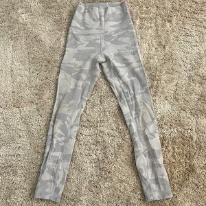 Size 0 white lululemon camo leggings.